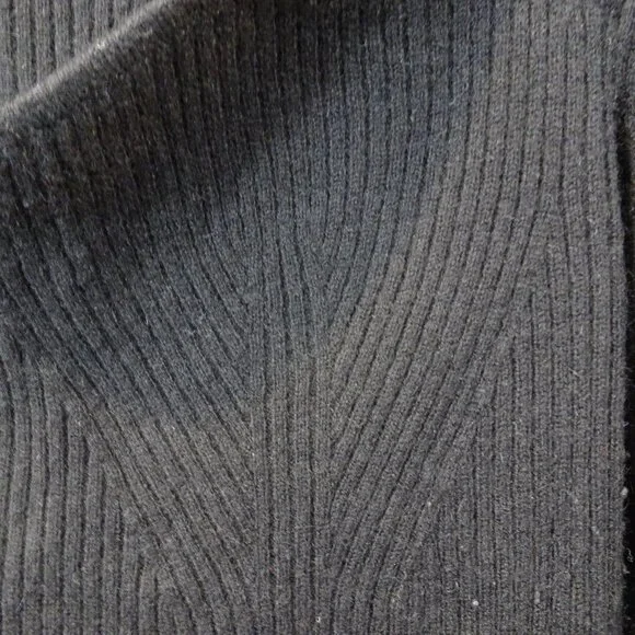 Reformation Cashmere Sweetheart Neck Long Sleeve Sweater Black Size XL Ribbed - Picture 4 of 8